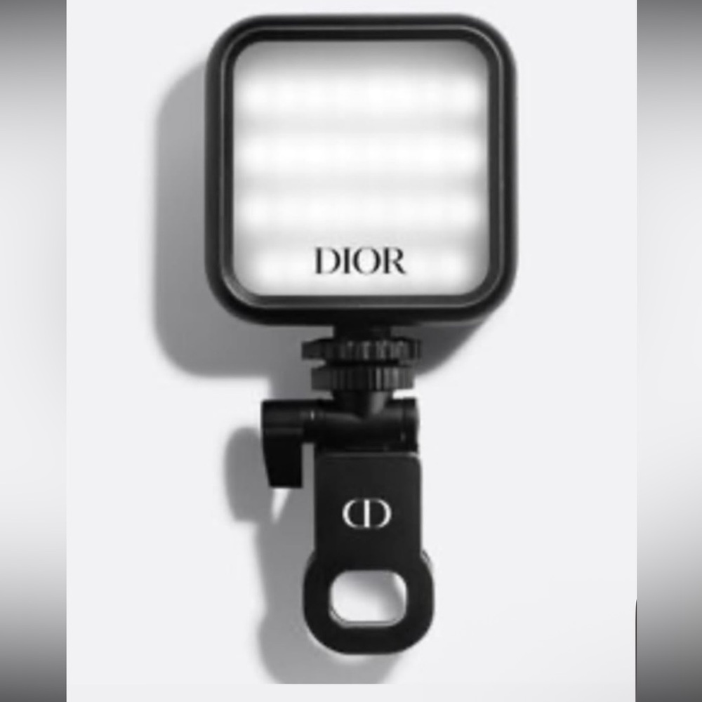 Dior phone light